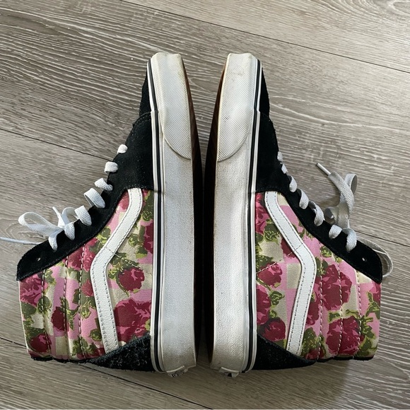 Vans Sk8-Hi Romantic Floral High Top Skate Sneaker Genuine Suede Womens Size 8 - Picture 7 of 11